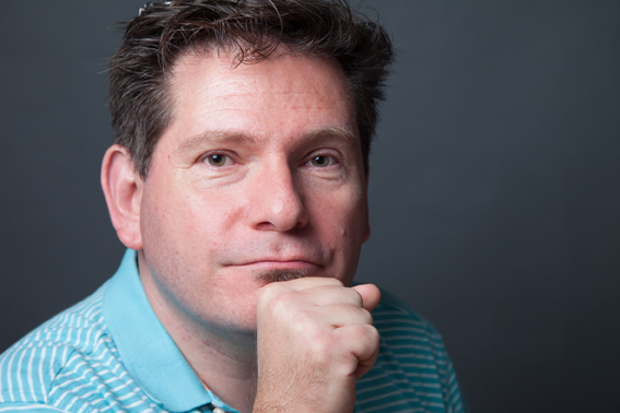 Frank_Ay_by_Peter_Wehowsky Frank Ay Porträt